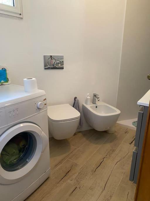 Appartamento Ca Rara Pied A Terre Marina Di Carrara Esterno foto