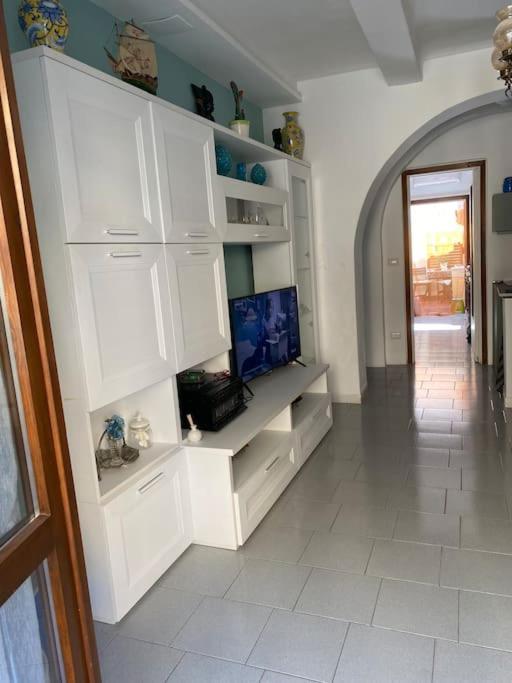 Appartamento Ca Rara Pied A Terre Marina Di Carrara Esterno foto